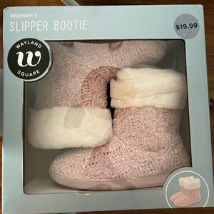 Women's Pink Slipper Bootie